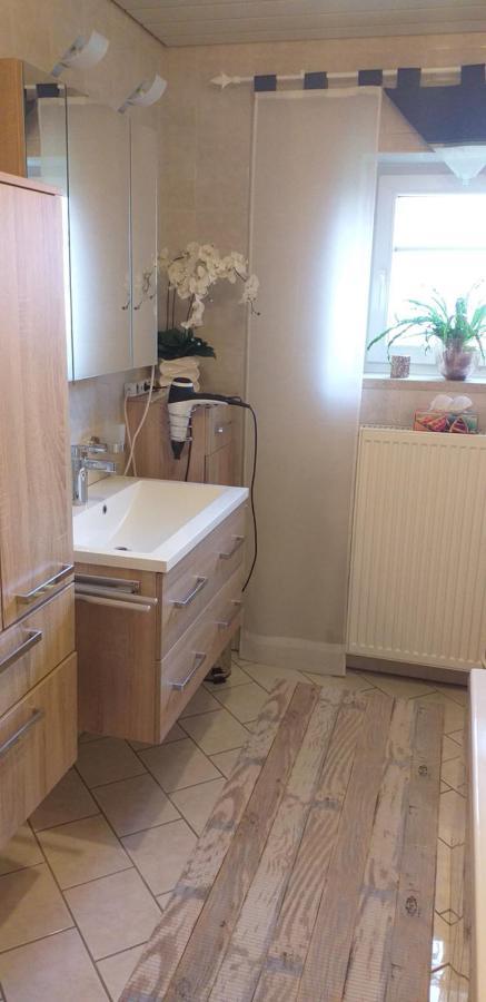Apartamento Bei Den Geissens Aldersbach Exterior foto