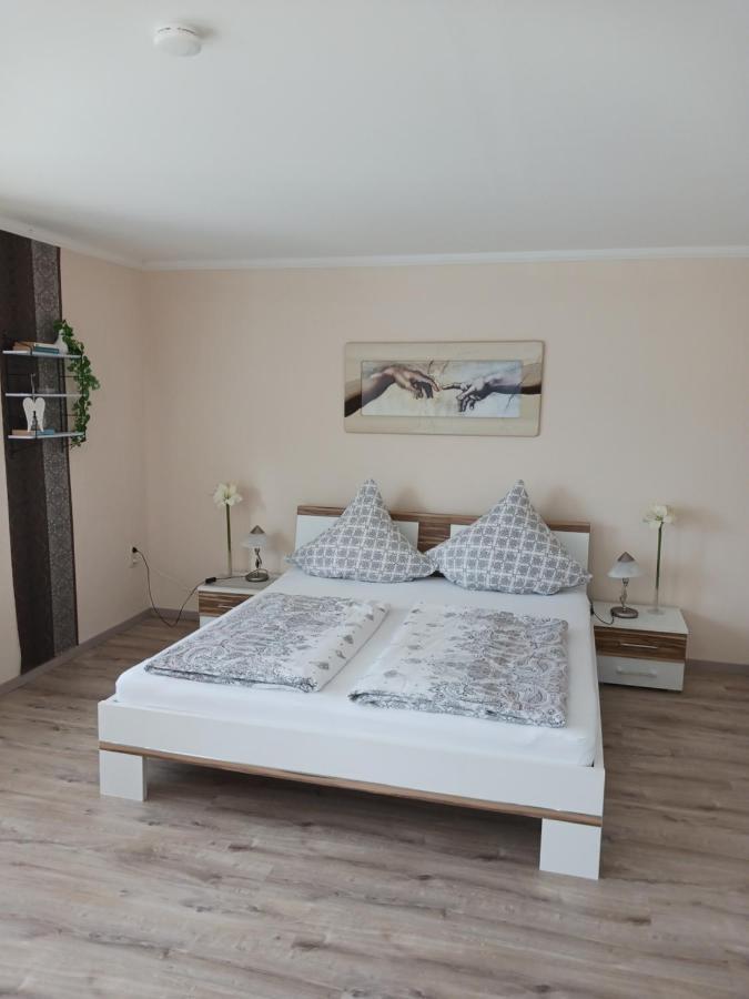 Apartamento Bei Den Geissens Aldersbach Exterior foto